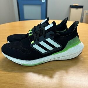 adidas Men’s Ultraboost 22 Running Shoes